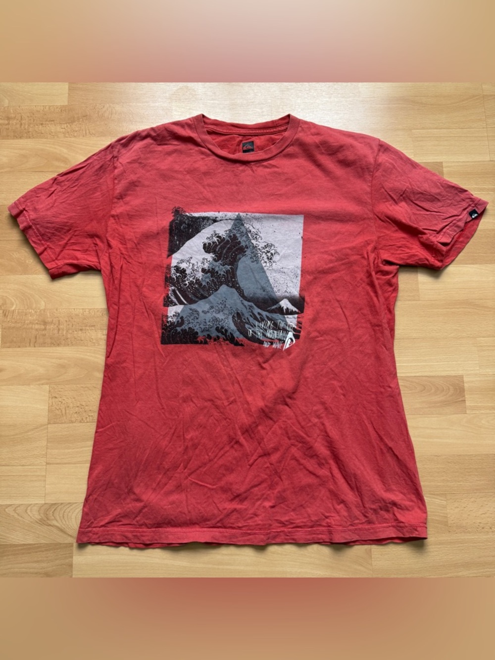 Quiksilver Faded Wave Graphic Tee Mens Size Large